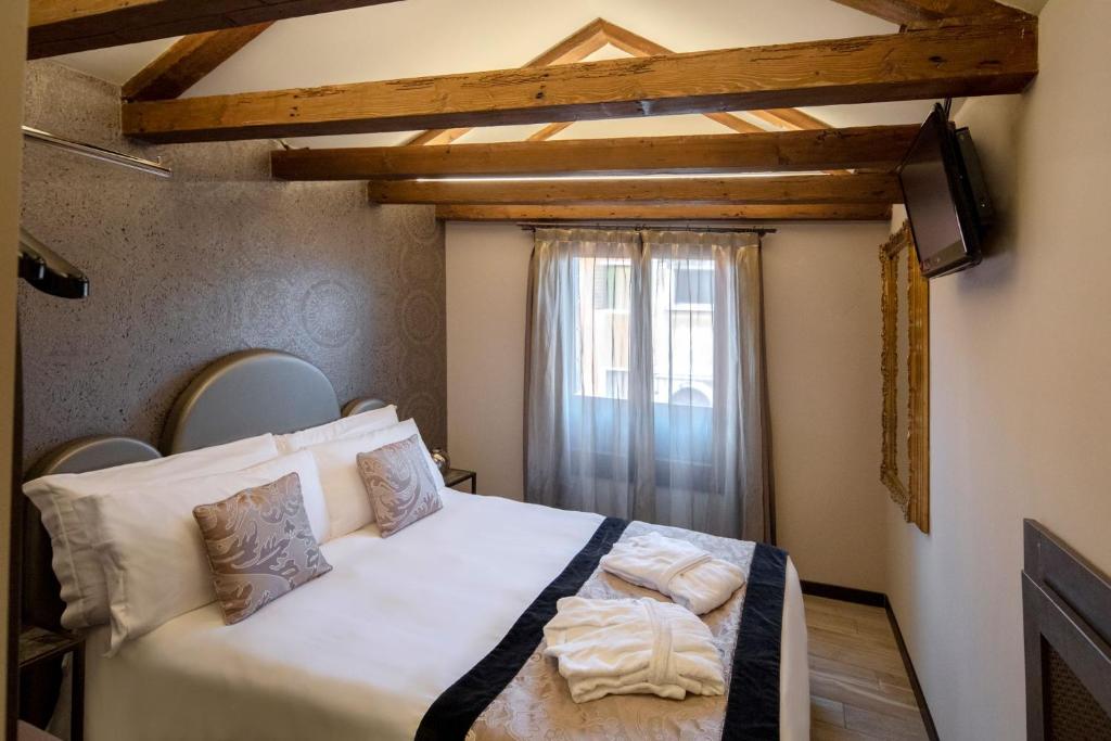 alle guglie boutique hotel adults only hotels venice