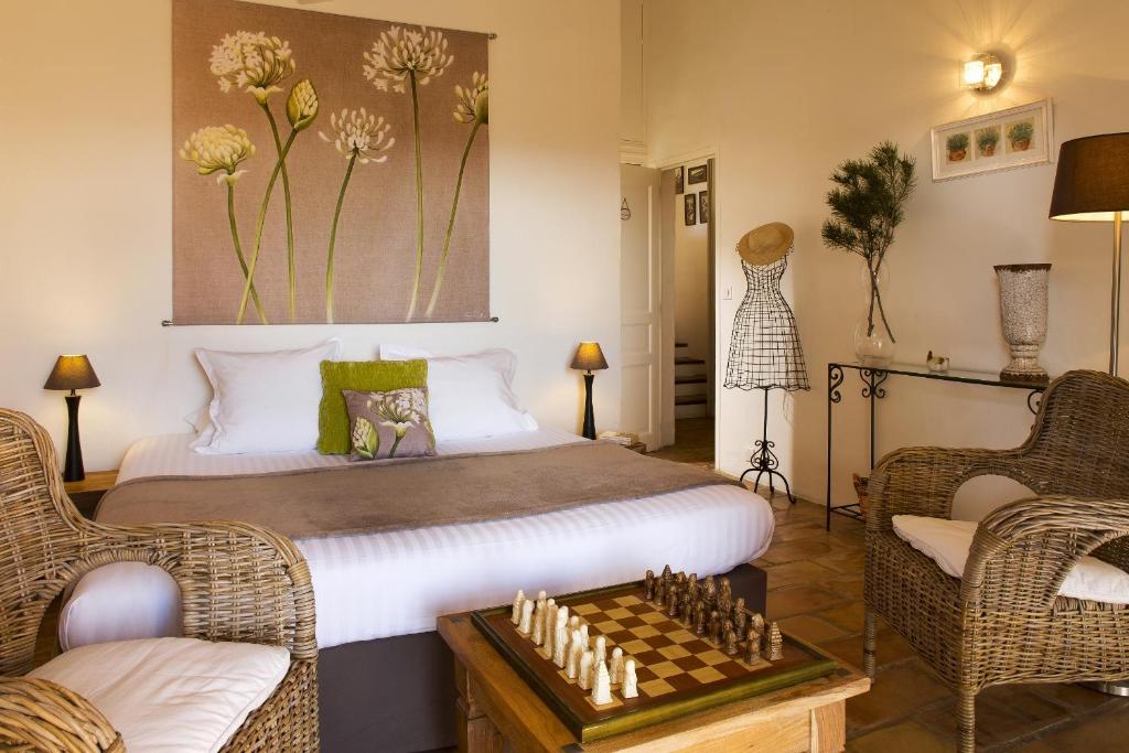 la clé des champs adults only hotel paris room