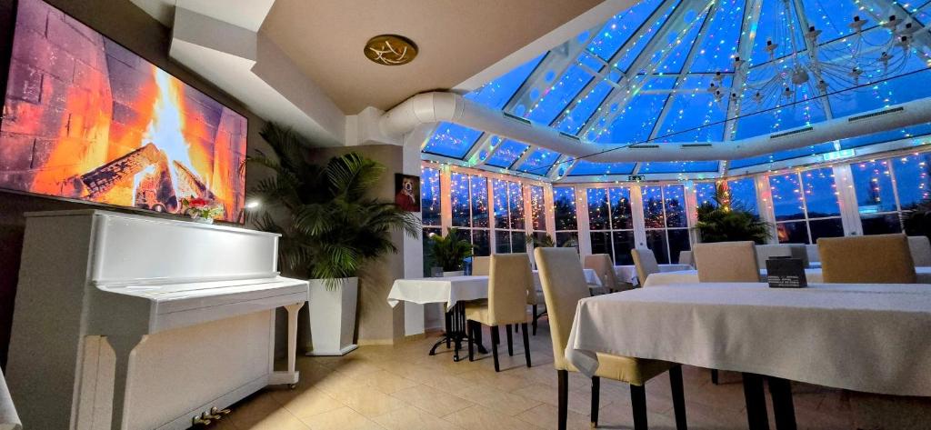 romantikschlössl loipersdorf adults only hotel grieselstein austria restaurant