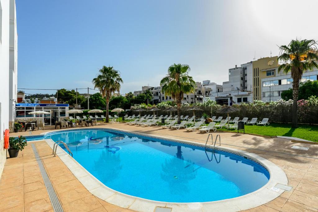 hotel apartamentos vibra central city adults only hotel spain san antonio ibiza hotel front and pool