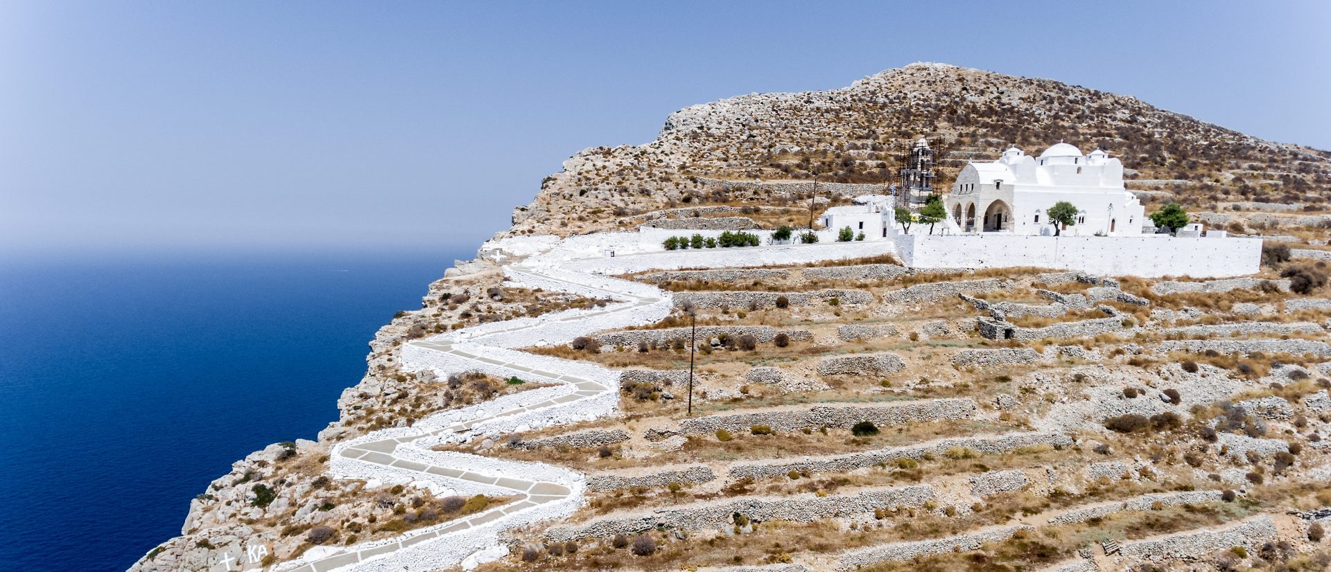 only adults hotels folegandros
