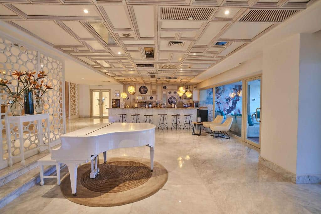steigenberger pure lifestyle adults only hotel hurghada bar