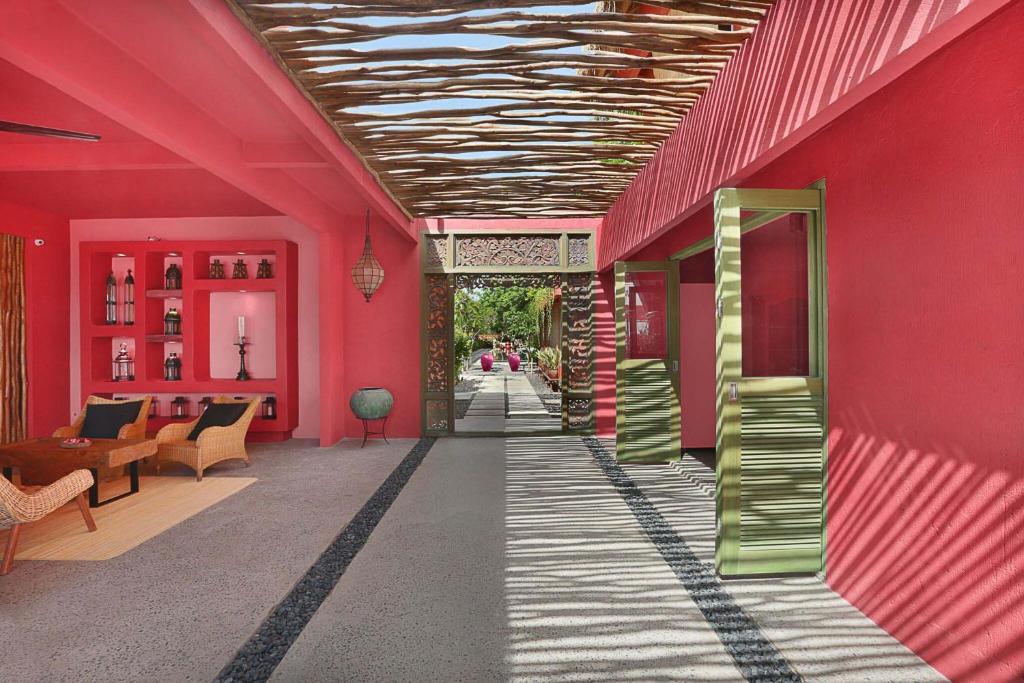 pinkcoco gili trawangan adults only hotel indonesia gili trawangan lounge