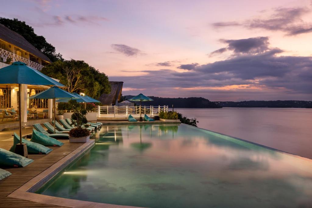 pramana natura nusa penida adult only hotel indonesia nusa penida swimming pool