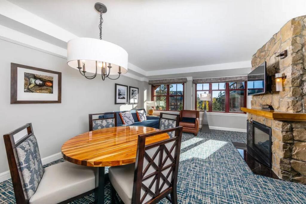 nye ski resort for 8 marriott timberlodge tahoe adults only hotel usa california dining room